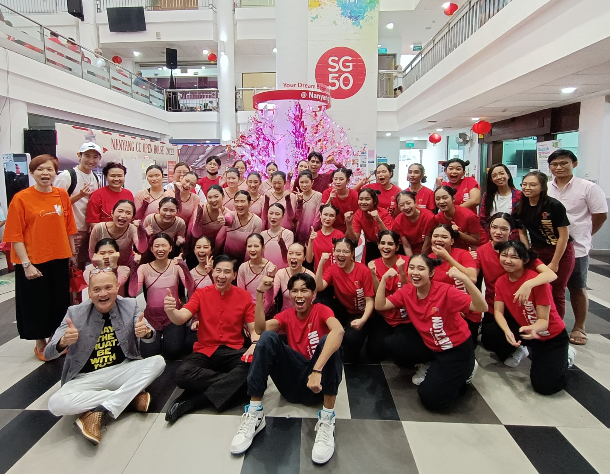 Nanyang CC CNY Performance by our Performing Arts CCAs